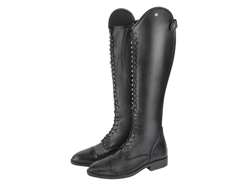 Ein Paar schwarze Reitstiefel