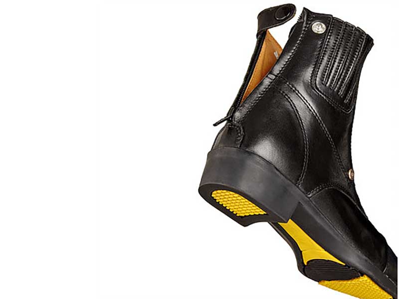 schwarze Stiefelette