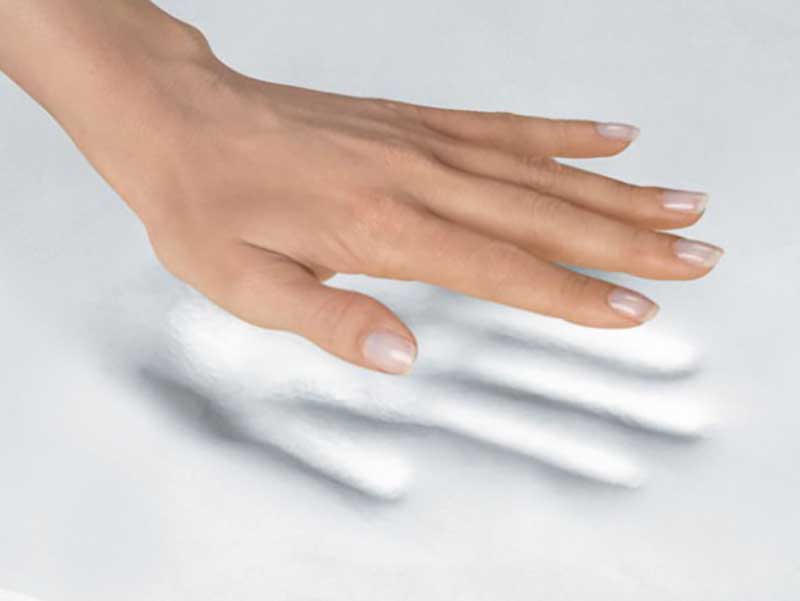 Handabdruck auf Memory-Foam